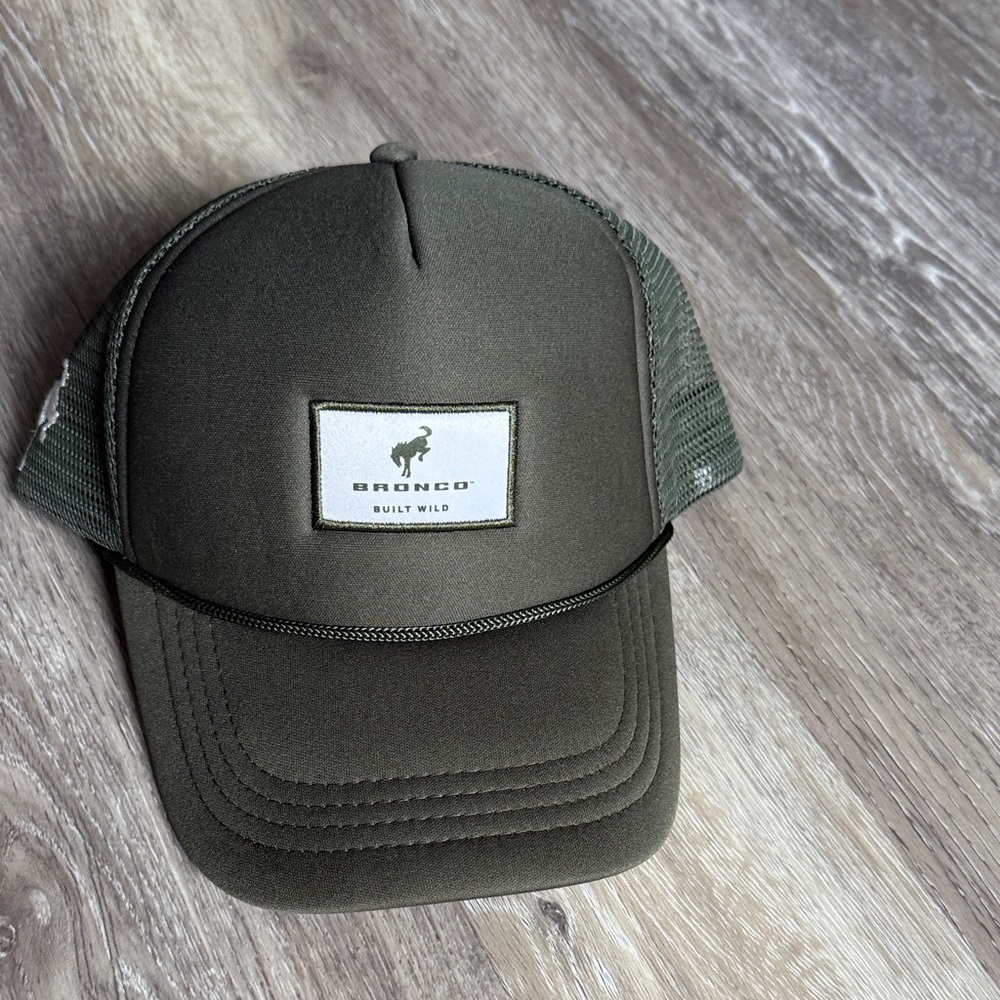 Ford Bronco Dark Green Men's Trucker Hat New Without Tag